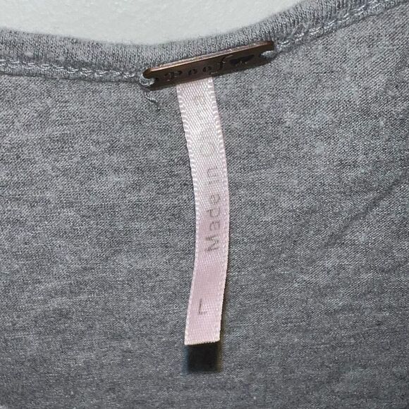 Grey Tied Tank - Picture 3 of 4